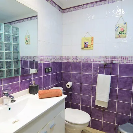 公寓 Tenerife Holiday Los Cristianos 洛斯克里斯蒂亚诺斯